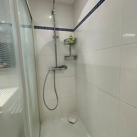 Spacious Bay View Floor 9 Parking 公寓 *