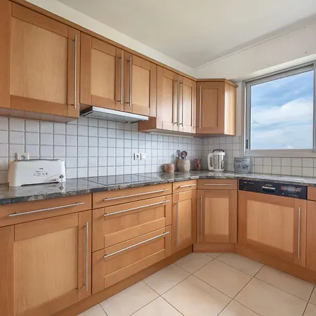 Spacious Bay View Floor 9 Parking 公寓 La Baule