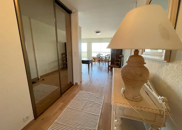 Spacious Bay View Floor 9 Parking Appartamento *